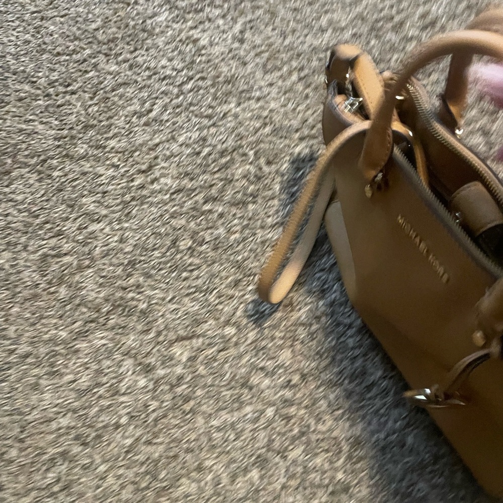 Michael Kors Camel Tan Saffiano Satchel with Gold Hardware - Picture 4 of 7